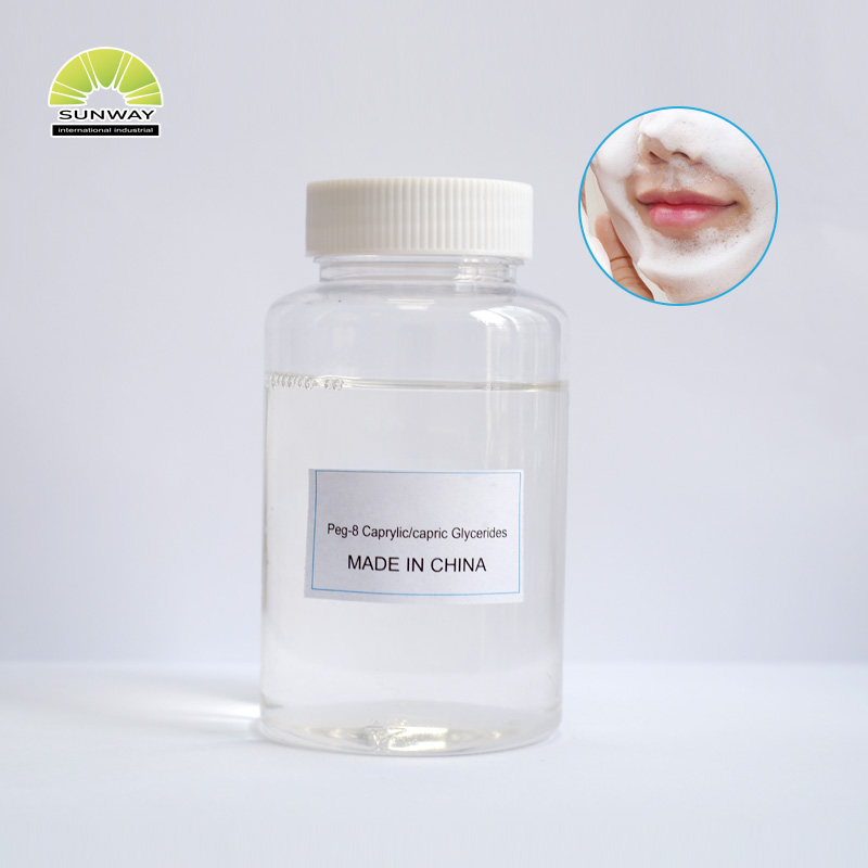 Factory Supply Daily Chemicals Raw Materials Peg-8 Caprylic/Capric Glycerides